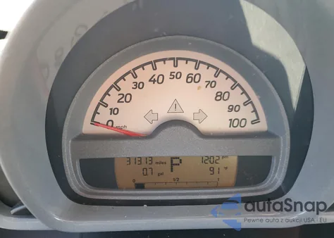 2009 Smart Fortwo Passion z USA, uszkodzony, nr VIN WMEEK31X39K219583